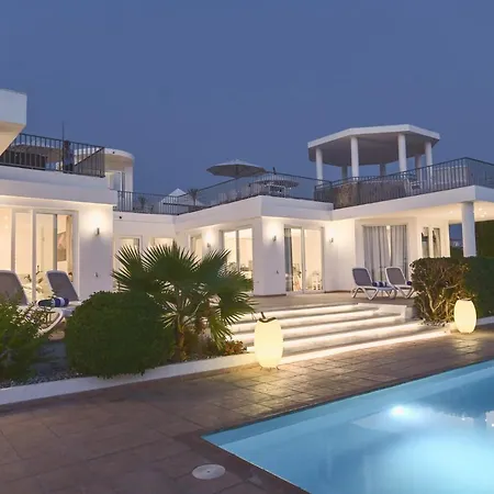 Villa Boutique Experience