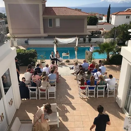 Boutique Experience *